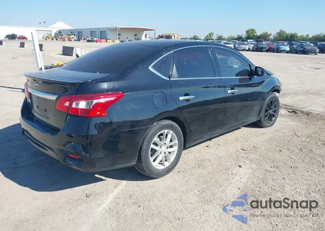 2018 Nissan Sentra S z USA, uszkodzony, nr VIN 3N1AB7AP8JY302780